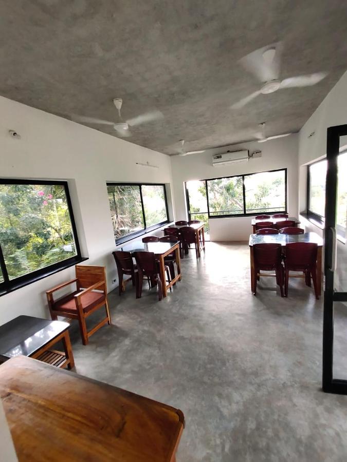 Le Tamarin Guest House Auroville Exterior foto